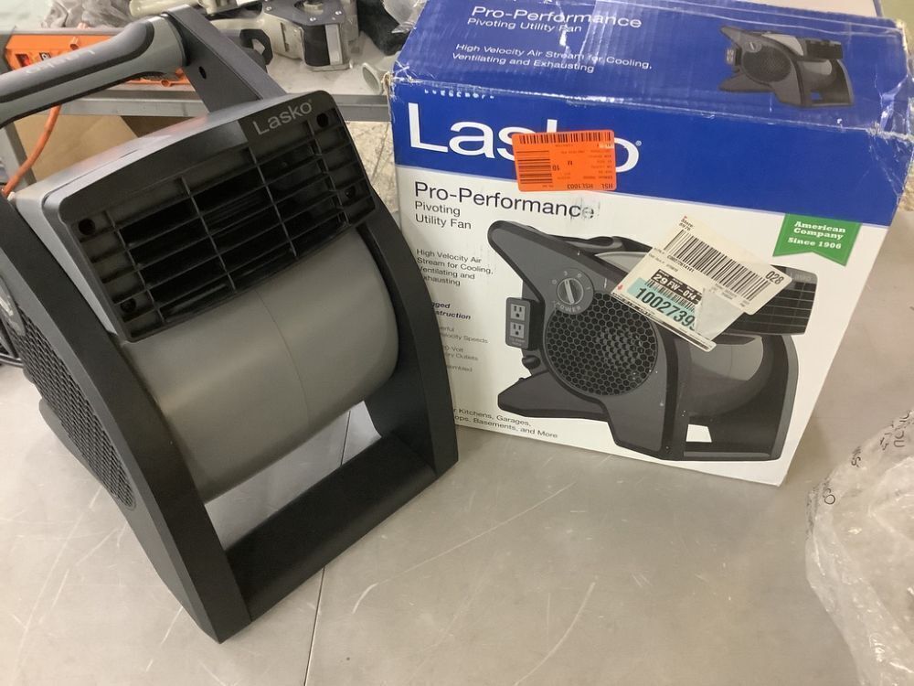 Lasko Pivoting 11.2 in. 3 Speed High Velocity Blower Fan, 375 CFM, 2 120V Outlets, Circuit Breaker - Image 3 - Lot 745JF