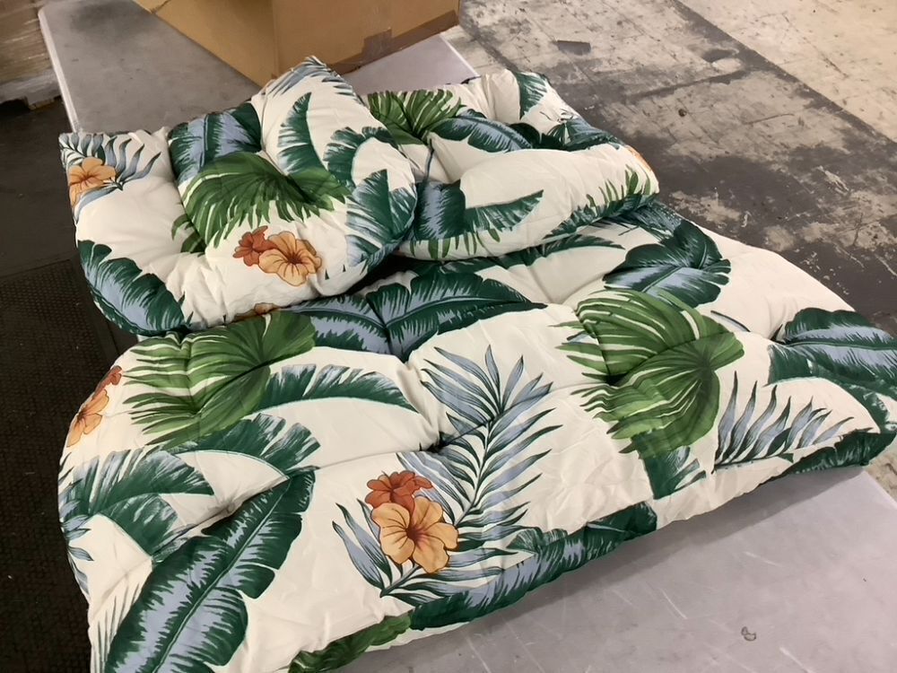 Outdoor Patio Furniture Cushions - Image 1 - Lot 760