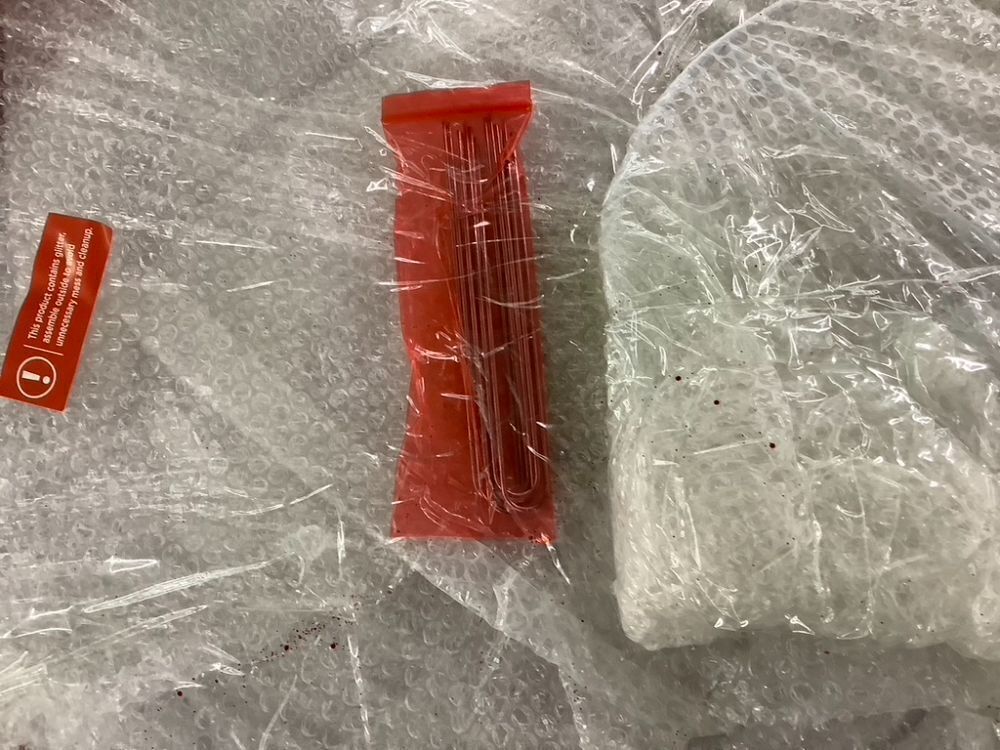 2pc Lighted Pop-Up Christmas Ornaments Decoration w/ 180 LED Lights, Stand - Image 5 - Lot 766