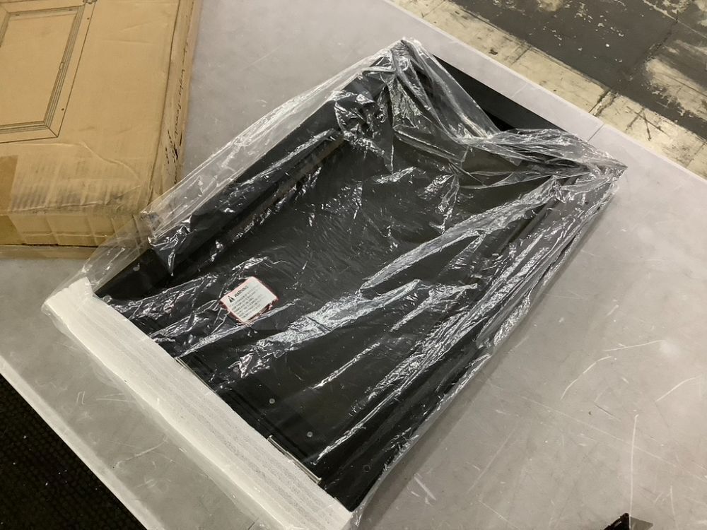 Aluminum Dog Door - Image 3 - Lot 771