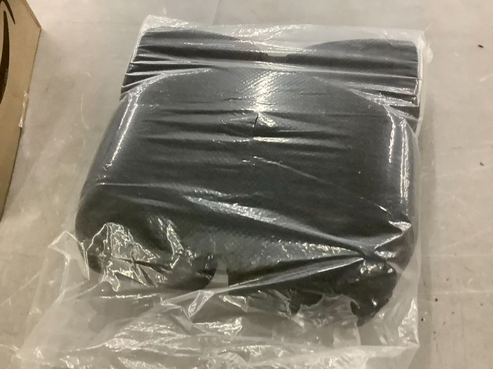 Memory Foam Seat Cushion - Image 1 - Lot 775