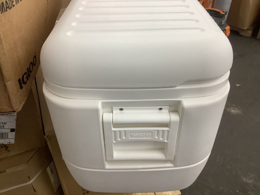 IGLOO Polar 120 Qt. Cooler - Image 5 - Lot 435JF