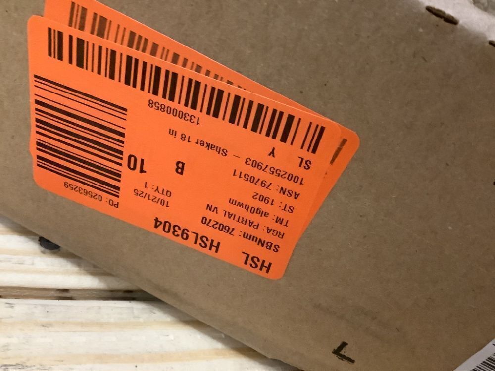 Hampton Bay Shaker 18 in. W x 24 in. D x 34.5 in. H Assembled Base Cabinet in Dove Gray - Image 7 - Lot 437JF