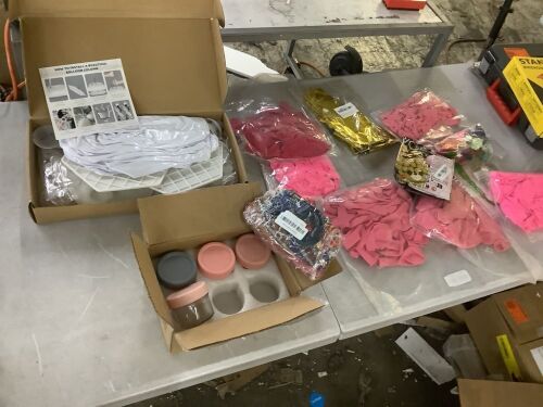 Lot of Balloon Party Supplies - Lot 543