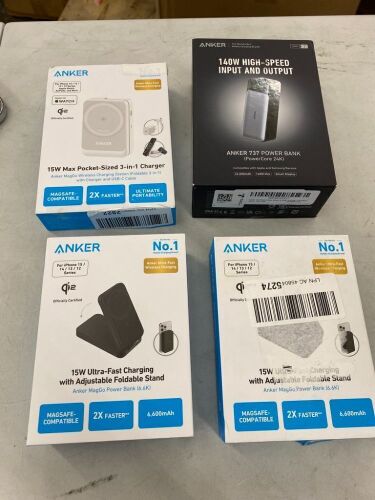 Lot of (4) Anker Charging Station & Powerbank - Lot 486
