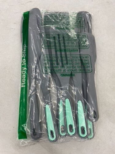 7 Piece Silicone Kitchen Utensil Set - Lot 419
