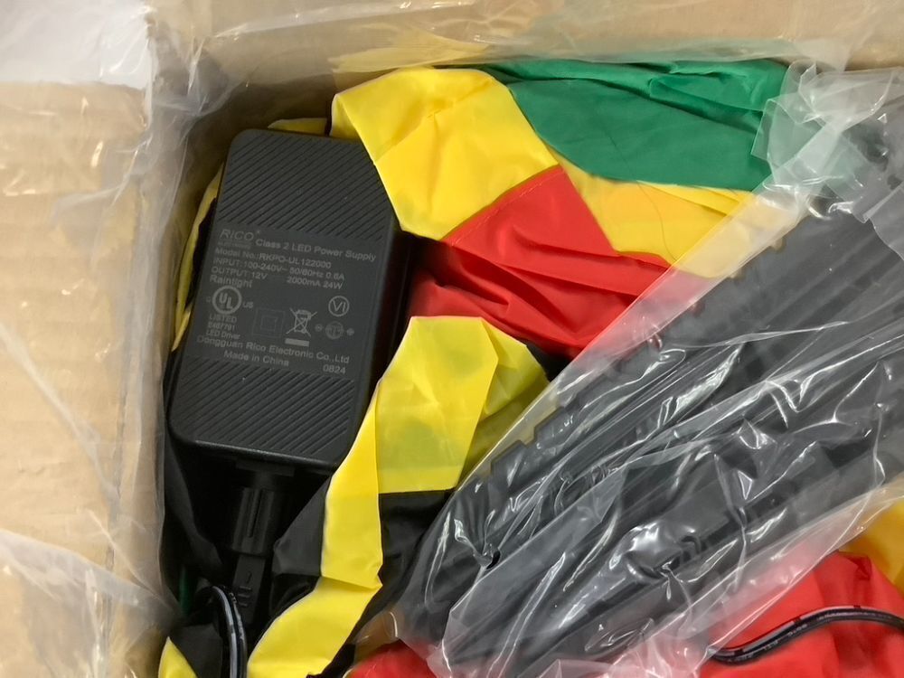 Lighted Inflatable Santa Claus & Reindeer Christmas Decoration - 9ft - Image 5 - Lot 456