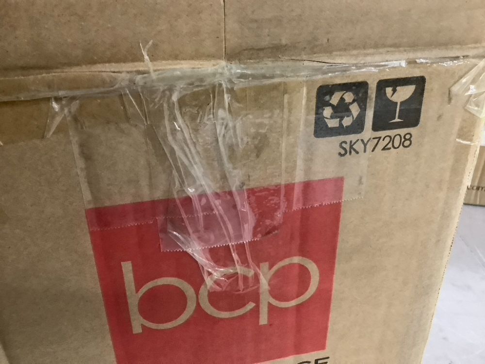 3-Piece Lighted Christmas Deer Set Outdoor Decor with 175 LED Lights - Image 6 - Lot 583