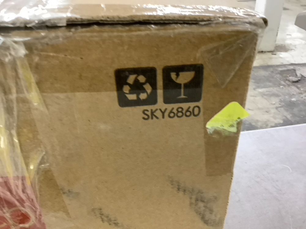 Pre-lit Inflatable Christmas Train & Animated Santa Claus - 8.5ft - Image 5 - Lot 782