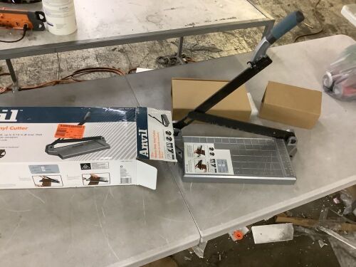 12 in. Luxury Vinyl Tile (LVT) Cutter - Lot 410JF