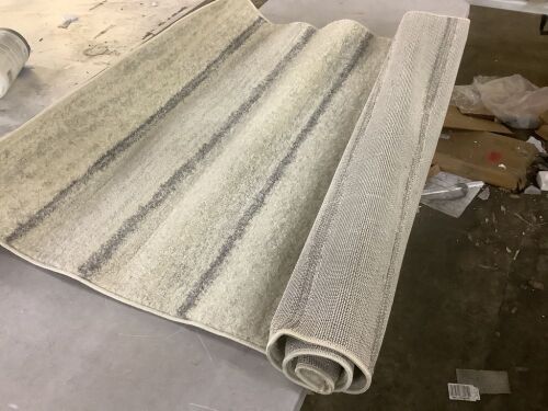 JONATHAN Y Williamsburg Minimalist Stripe Cream/Gray 4 ft. x 6 ft. Area Rug - Lot 605JF
