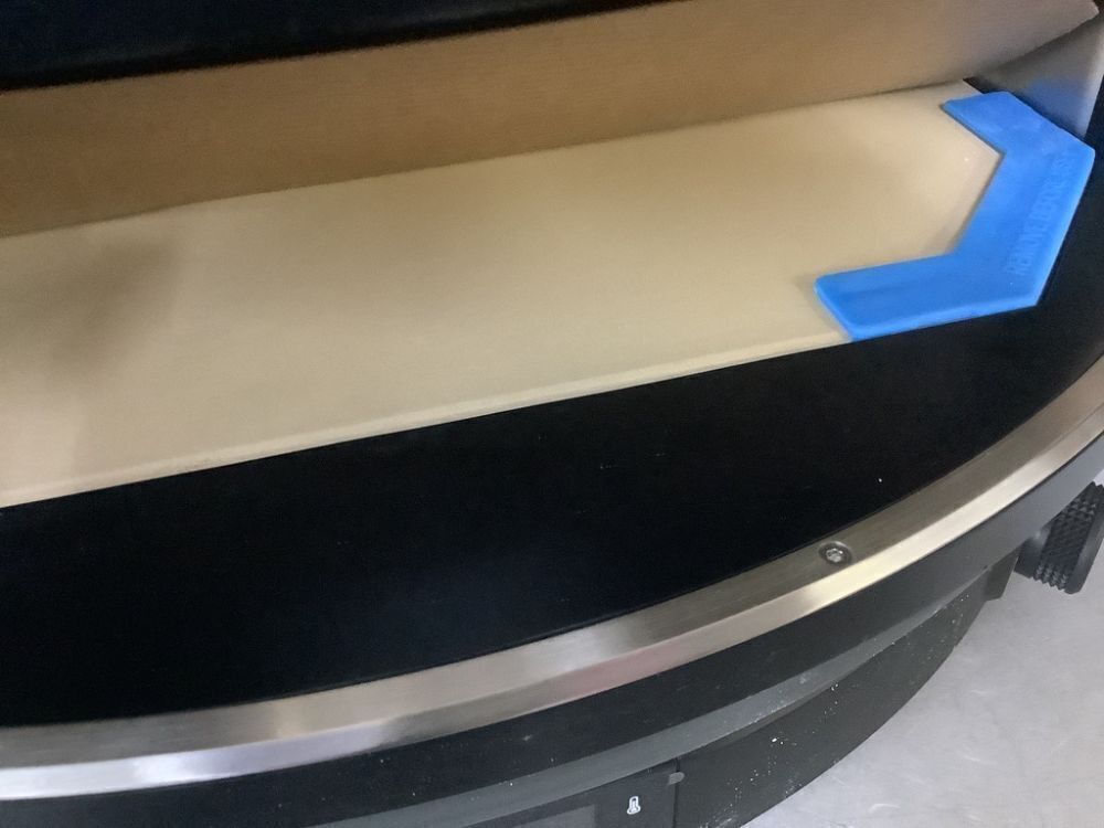 GOZNEY Arc XL Propane Outdoor Pizza Oven in Off-Black - Image 7 - Lot 5JF