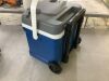 IGLOO Blue/Gray 16 qt Hard Cooler - Thumbnail 4