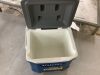 IGLOO Blue/Gray 16 qt Hard Cooler - Thumbnail 6