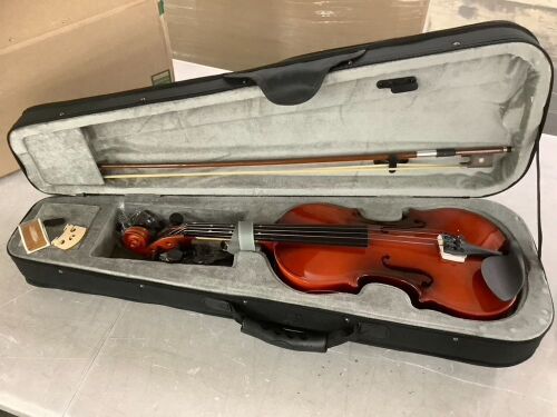 Eastar 3/4 Violin with Case - Lot 227