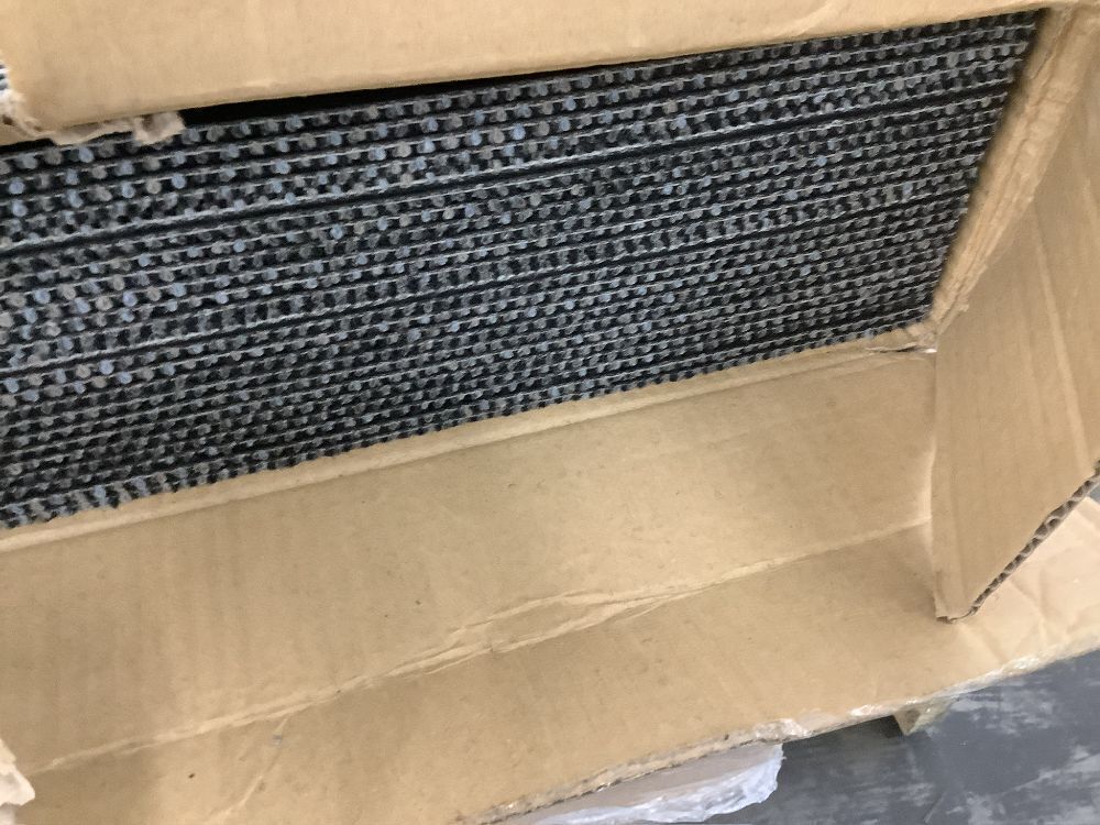 768 sq. ft. - (8) Cases of VEVOR Gray 24 in. x 24 in. Peel and Stick Pattern Carpet Tile Squares (96 sq. ft./case) - Image 5 - Lot 24JF