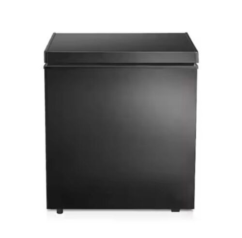 20 in. W 1.8 cu. ft. Manual Defrost Chest Freezer with Adjustable Temperature Controls in Black Garage Ready - Lot 40JF