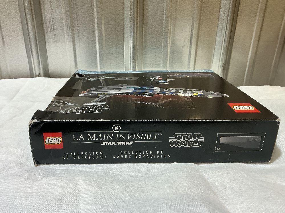 LEGO Star Wars Invisible Hand 25th Anniversary Building Set 75377 - Image 2 - Lot 15