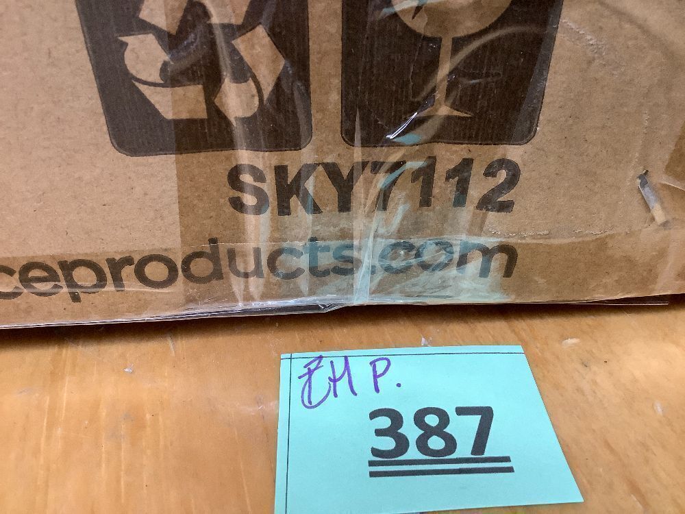 Kids Electric Guitar Beginner Starter Kit w/ 5W Amplifier - 30 in - Image 3 - Lot 387