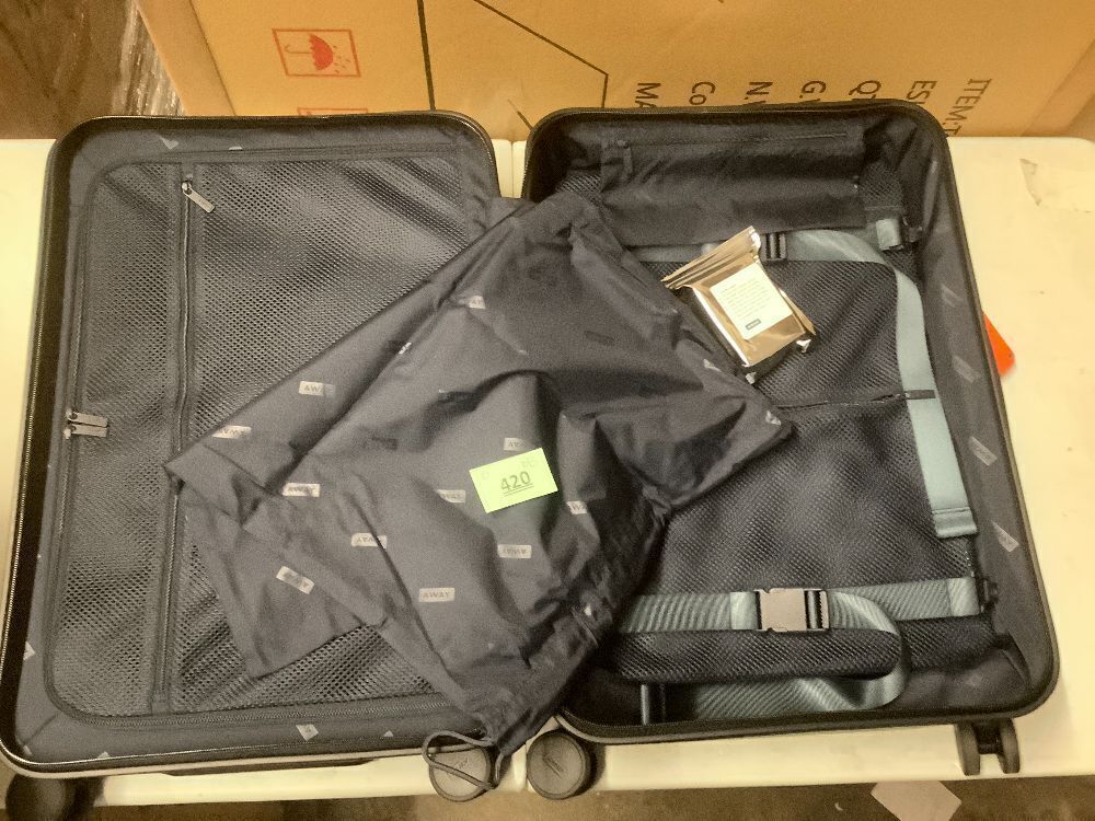 Away Bigger Carry-On Luggage, Lightweight Hardside Large Suitcase with Spinner Wheels, TSA Lock, Airline Approved - Image 3 - Lot 420