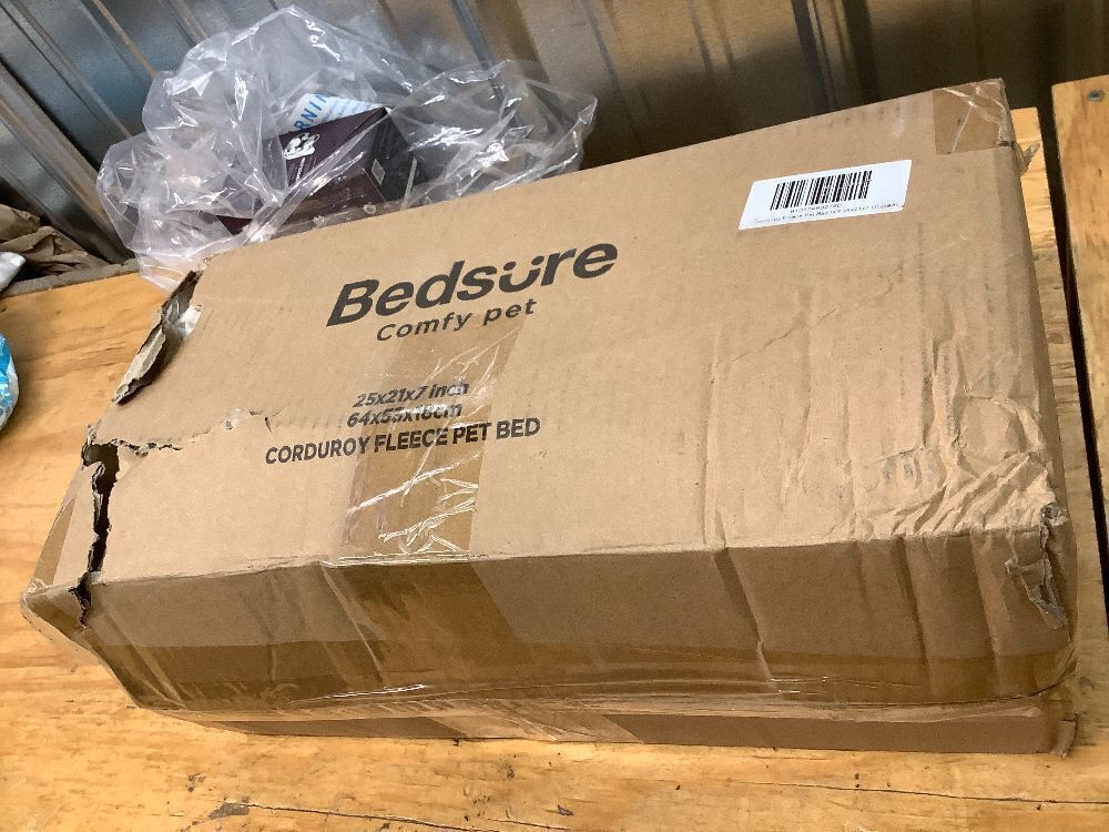 Bedsure Cute Dog Bed for Small Medium Dogs - Washable Furry Puppy Beds, Rectangle Orthopedic Corduroy Fleece Pet Beds with Removable Zipper Cover - Image 4 - Lot 7870