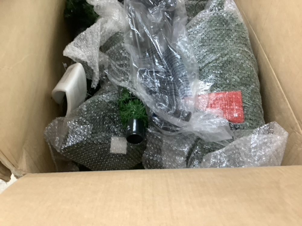 12ft Pre-Lit Spruce Hinged Artificial Christmas Tree w/ 1,300 Incandescent Lights - Image 6 - Lot 22