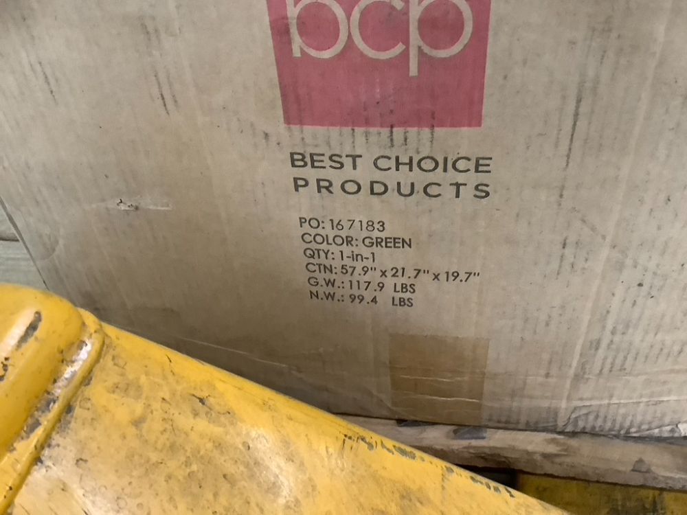 12ft Pre-Lit Spruce Hinged Artificial Christmas Tree w/ 1,300 Incandescent Lights - Image 8 - Lot 22