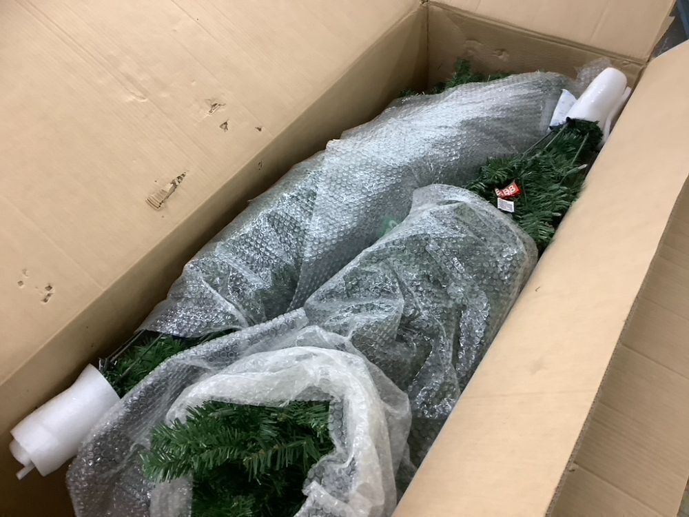 12ft Pre-Lit Spruce Hinged Artificial Christmas Tree w/ 1,300 Incandescent Lights - Image 2 - Lot 23