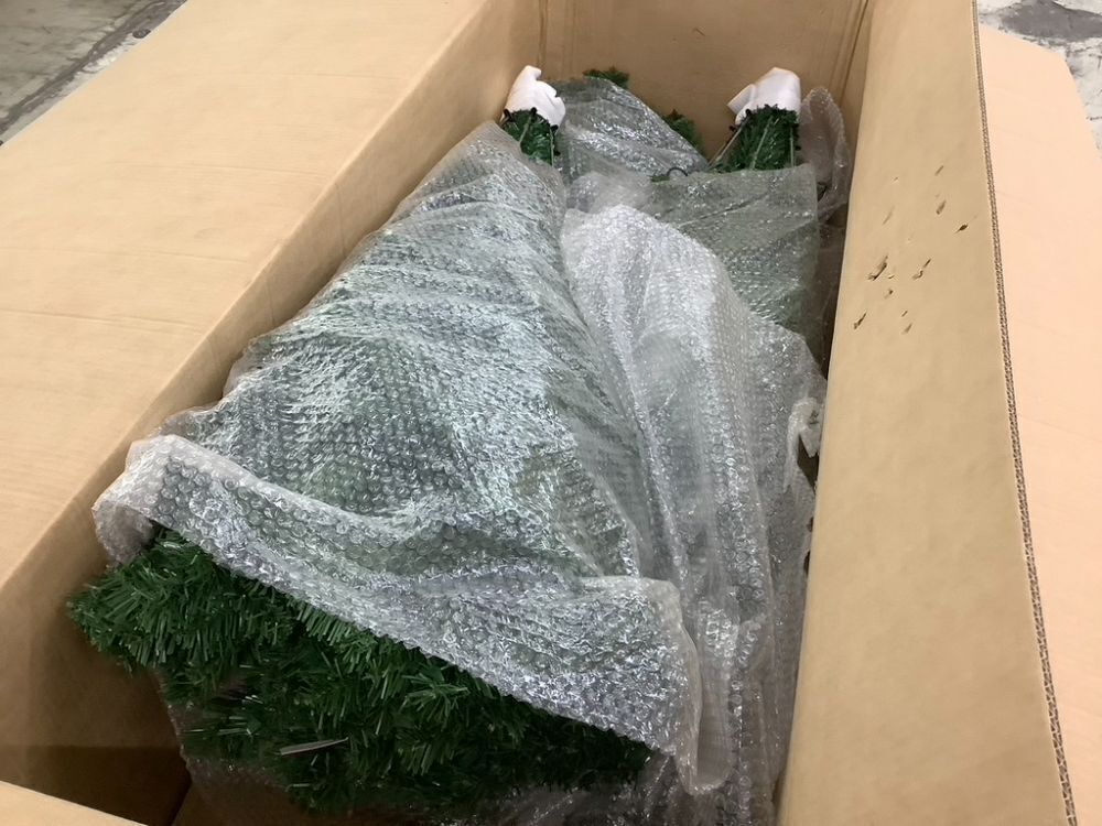 12ft Pre-Lit Spruce Hinged Artificial Christmas Tree w/ 1,300 Incandescent Lights - Image 6 - Lot 27