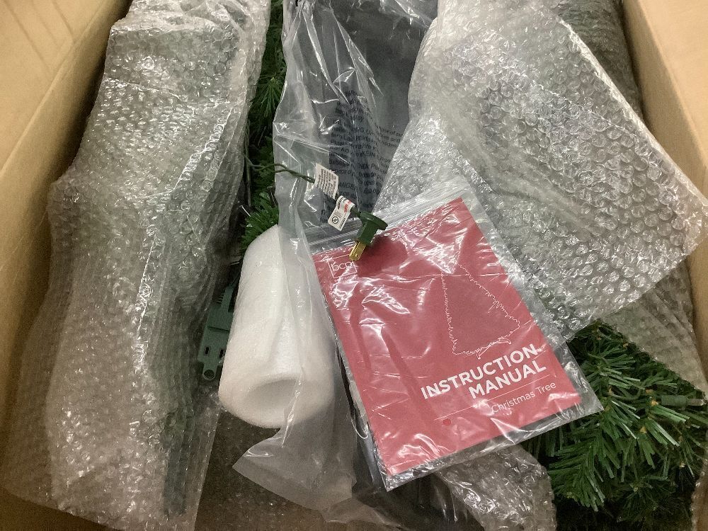 12ft Pre-Lit Spruce Hinged Artificial Christmas Tree w/ 1,300 Incandescent Lights - Image 4 - Lot 30