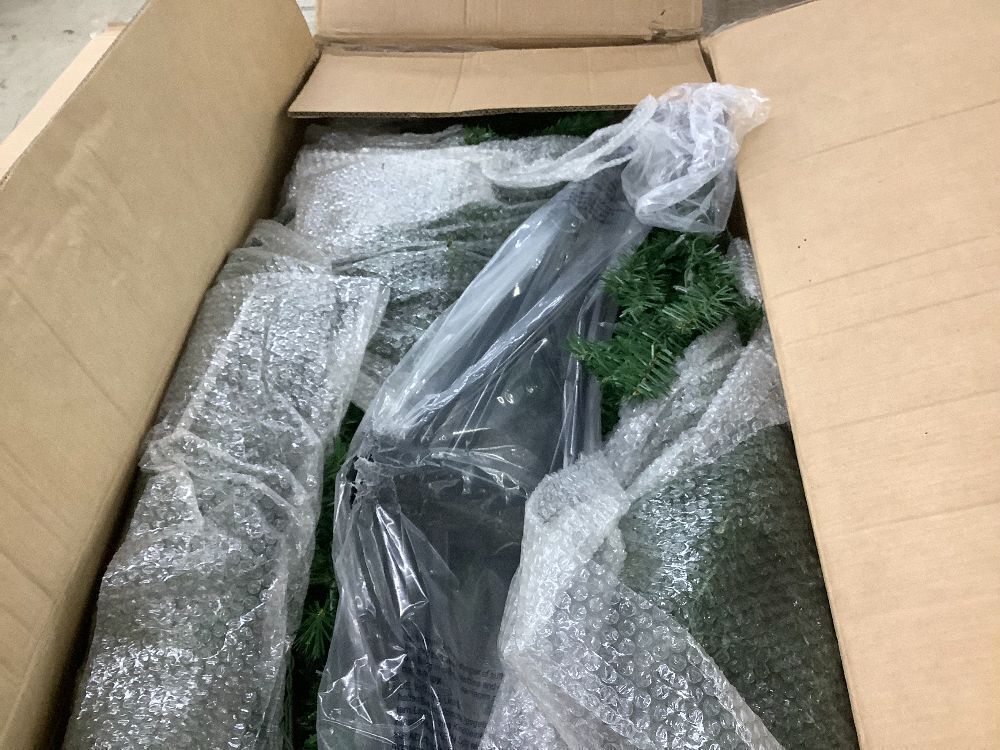 12ft Pre-Lit Spruce Hinged Artificial Christmas Tree w/ 1,300 Incandescent Lights - Image 5 - Lot 30