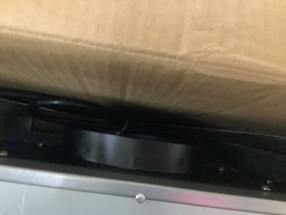 VIKIO 36 in. 900CFM Ducted Under Cabinet Range Hood in Stainless Steel with 3-Way Venting Removable LEDS and Gesture Control - Image 4 - Lot 100JF