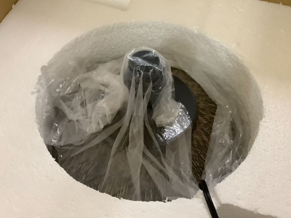 Rustic Ceramic Farmhouse Table Lamp with Linen Drum Shade 20.8" - Image 2 - Lot 167