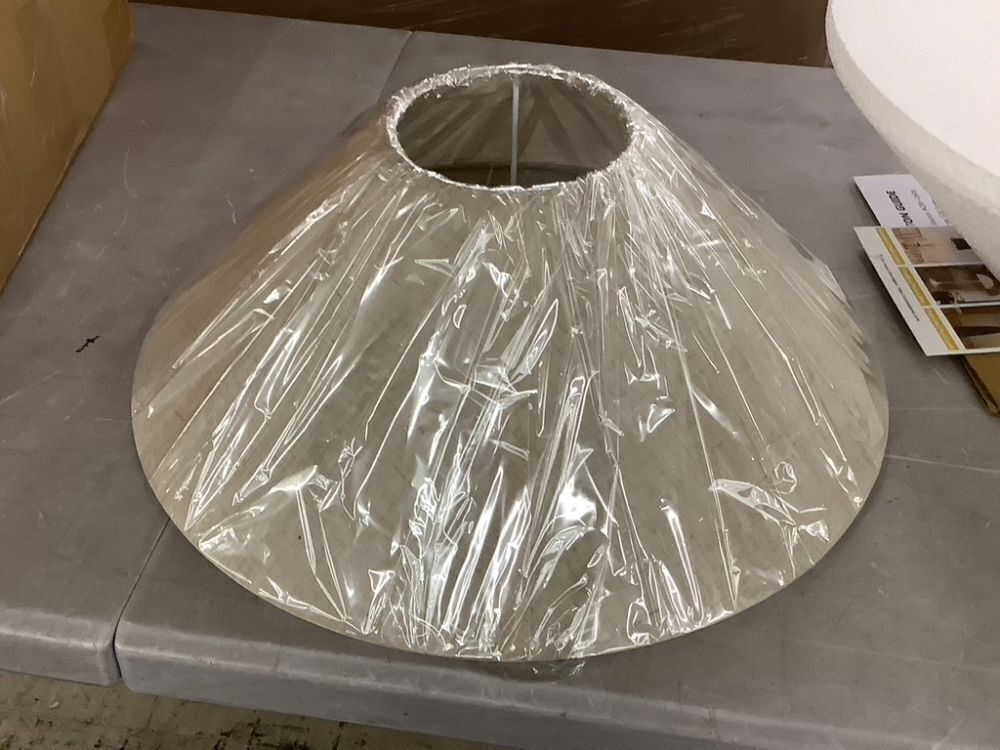 Rustic Ceramic Farmhouse Table Lamp with Linen Drum Shade 20.8" - Image 6 - Lot 167