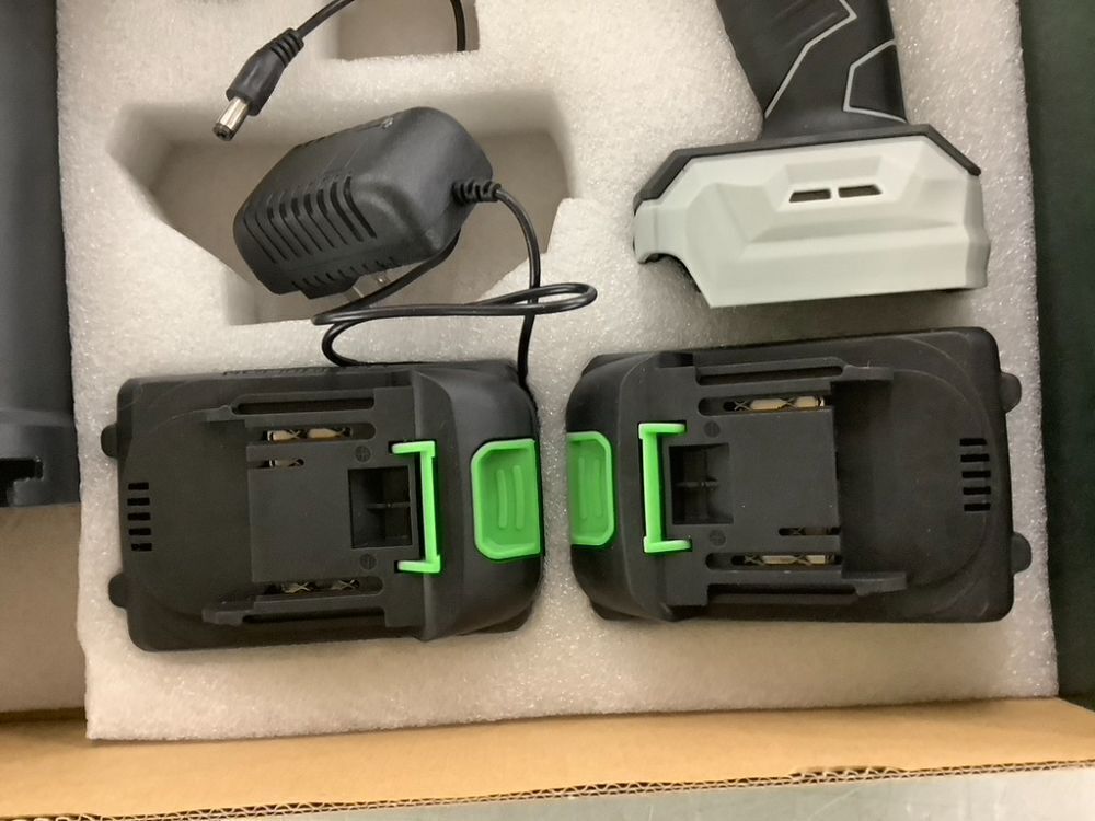 Cordless Leaf Blower with Battery and Charger, 1000,000 RPM, 395CFM 1000G Power - Image 4 - Lot 172