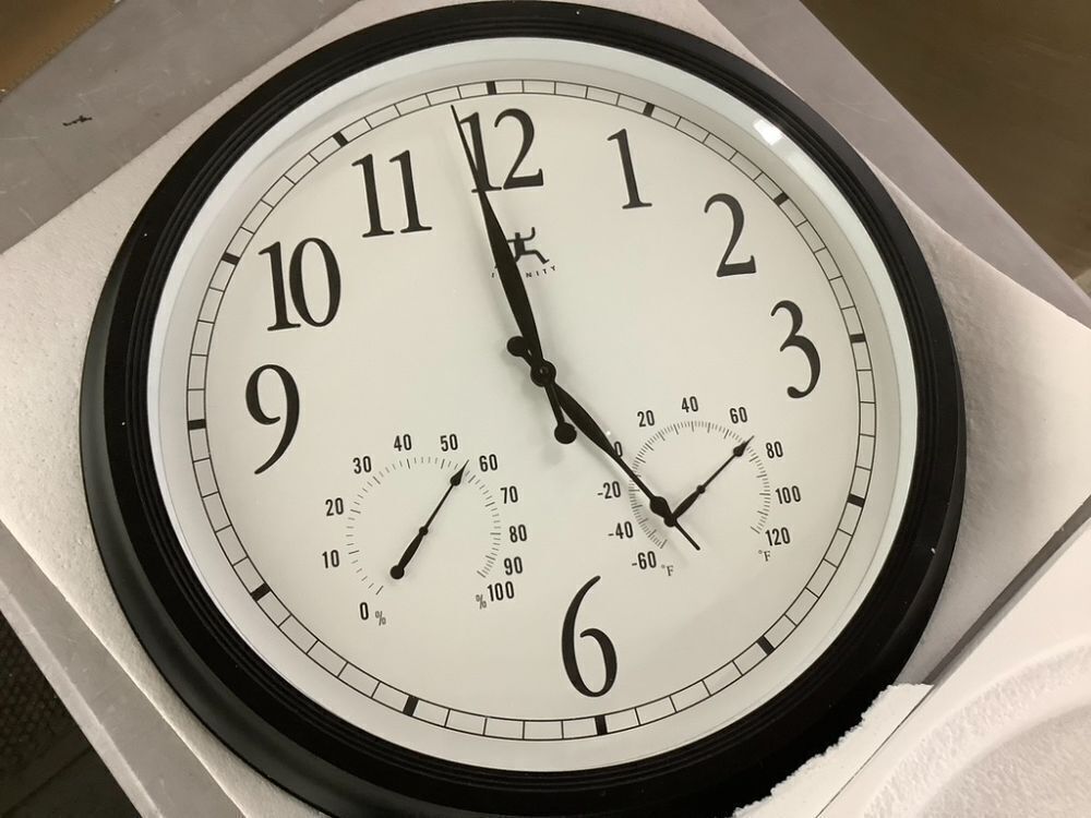 Infinity Instruments 24 Inch Classic Black Wall Thermometer Clock - Image 3 - Lot 174