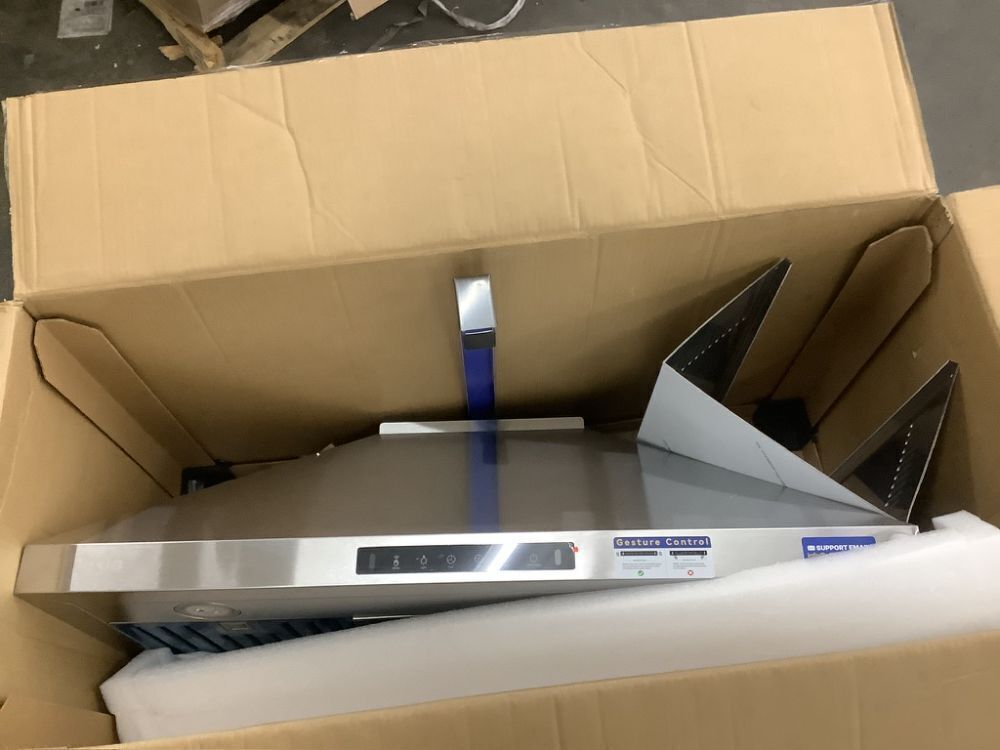 VIKIO 36 in. 763 CFM Convertible Wall Mount Range Hood in Stainless Steel with Mesh Filters and Lights - Dented - Image 3 - Lot 221JF