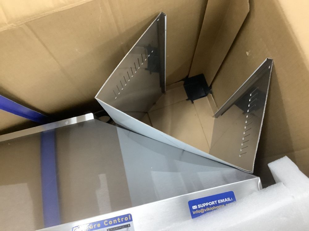 VIKIO 36 in. 763 CFM Convertible Wall Mount Range Hood in Stainless Steel with Mesh Filters and Lights - Dented - Image 4 - Lot 221JF