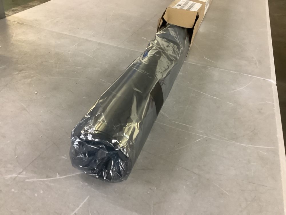 VEVOR Plastic Table Cover 42 x 72 in. 1.5 mm - Image 3 - Lot 224JF