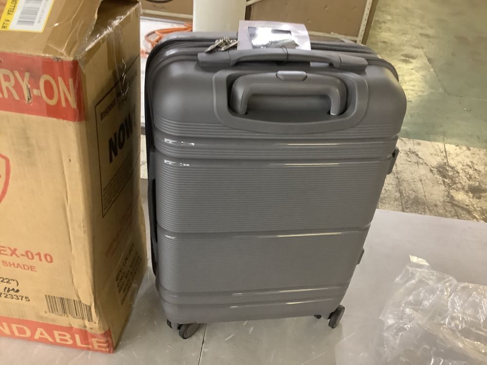 Travelers Club 22 in. Expandable Rolling Carry-On with Spinners - Image 5 - Lot 230JF