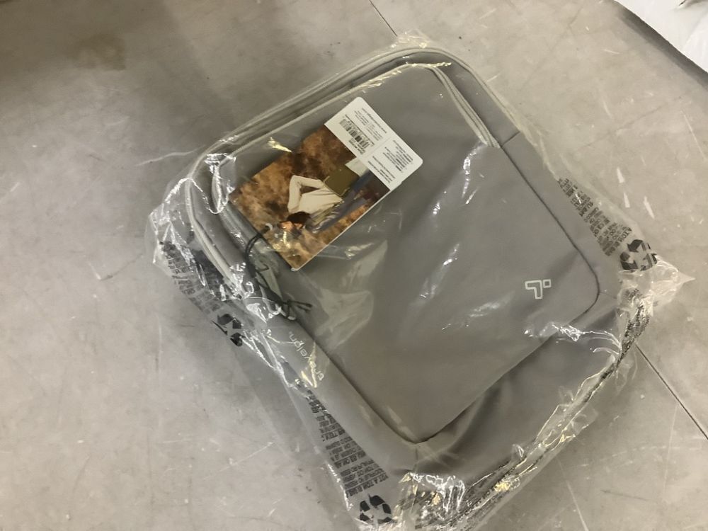 Travelon Anti-Theft Granite The Voyages Slim Crossbody Tote Bag - Image 2 - Lot 233JF