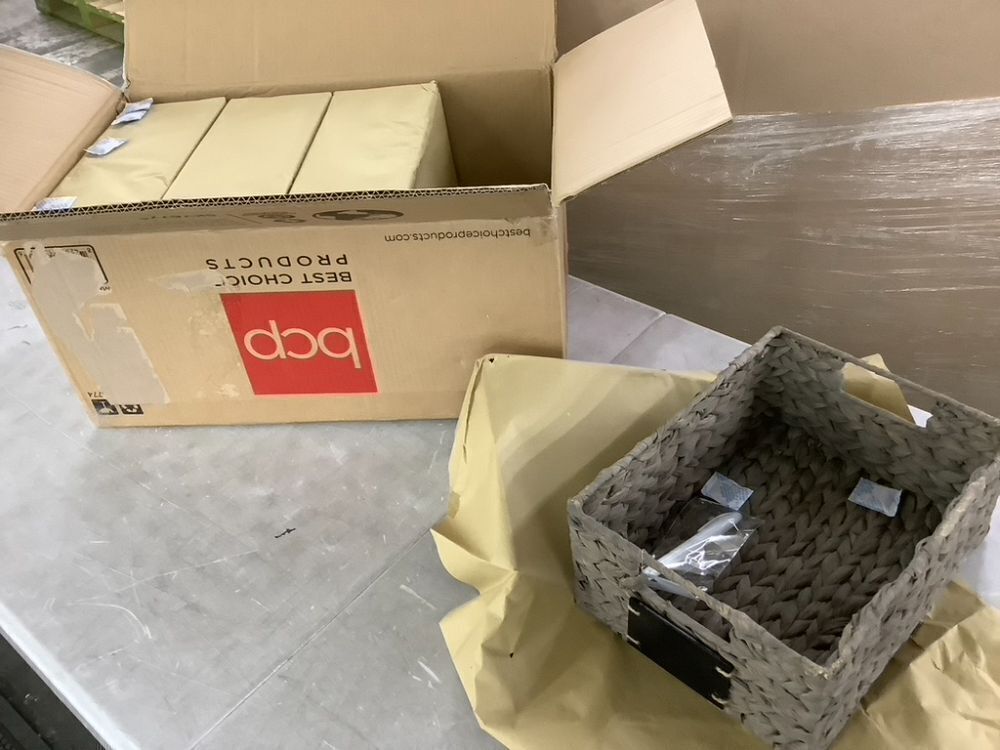 Set of 4 Water Hyacinth Pantry Baskets w/ Chalkboard, Marker - 12in - Image 2 - Lot 262