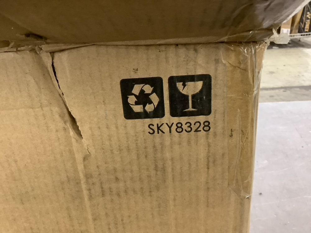 61-Key Beginners Electronic Keyboard Piano Set w/ 3 Modes, Microphone - Image 8 - Lot 362