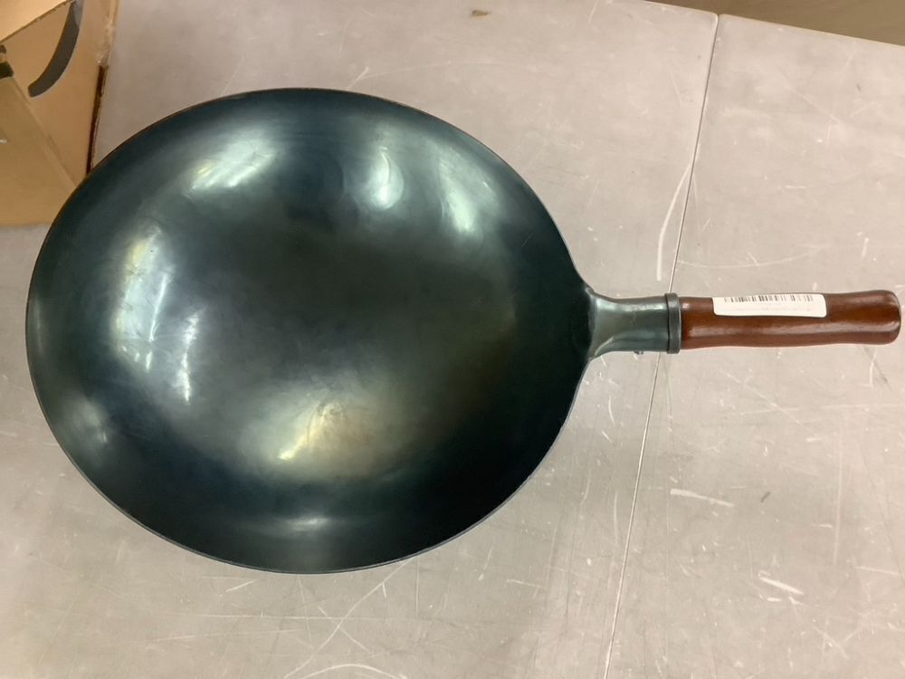 Traditional Hand Hammered Carbon Steel Wok,14 Inch, Round Bottom, Roasted Blue - Image 2 - Lot 378