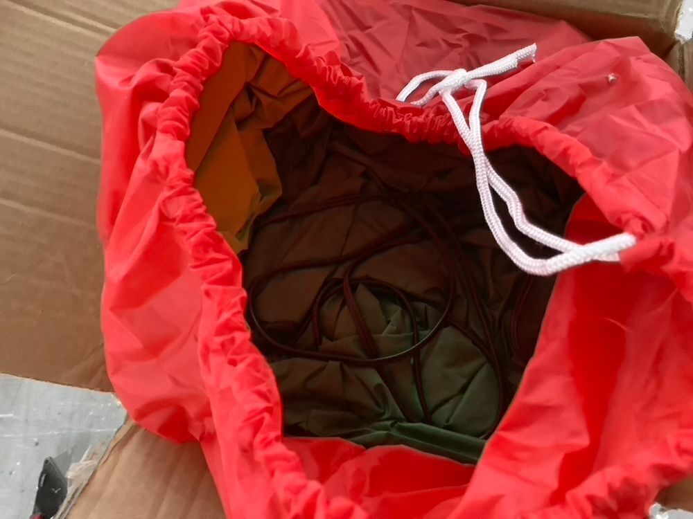 Inflatable Christmas Tree Outdoor Blow Up Decor w/ 10 LED Lights - 10ft - Image 3 - Lot 379