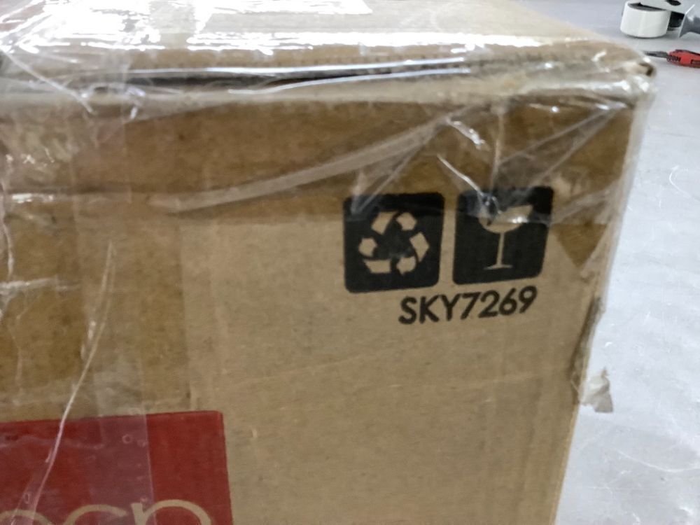 Inflatable Christmas Tree Outdoor Blow Up Decor w/ 10 LED Lights - 10ft - Image 5 - Lot 379