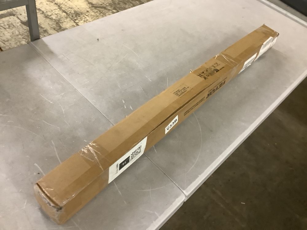 Plastic Table Cover 42 x 78 in. 2 mm - Image 2 - Lot 425JF