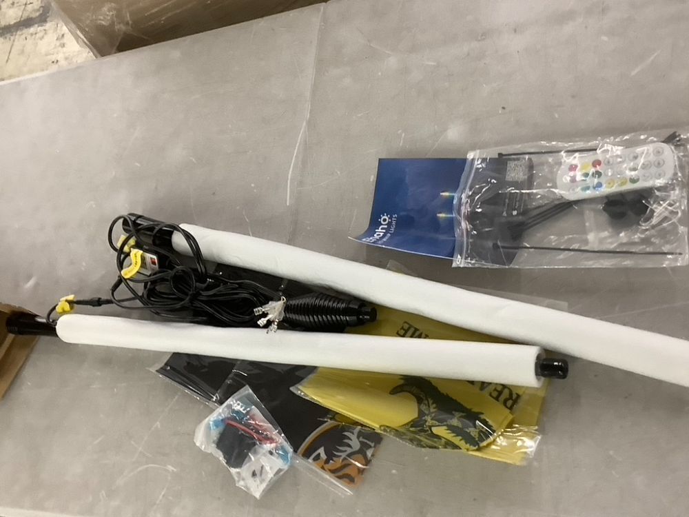 LED Whip Lights - Image 2 - Lot 464