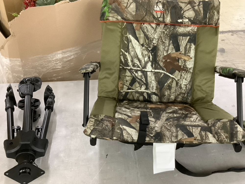 Hunting Blind Chair - Image 5 - Lot 468