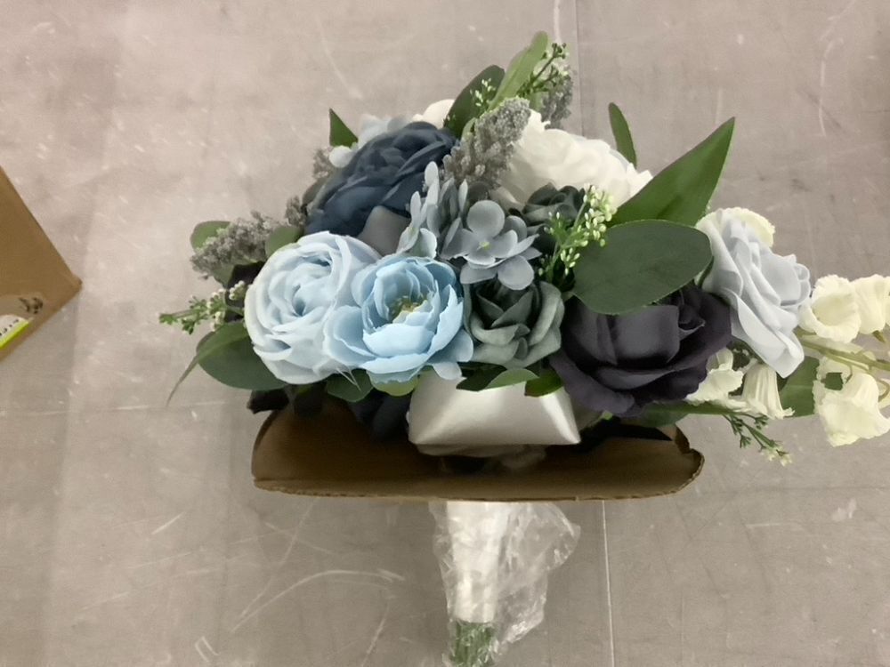 10 Inch Dusty Blue Wedding Bouquet - Image 2 - Lot 564